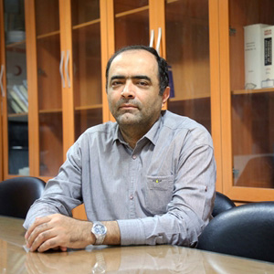 بهمن بهمنی